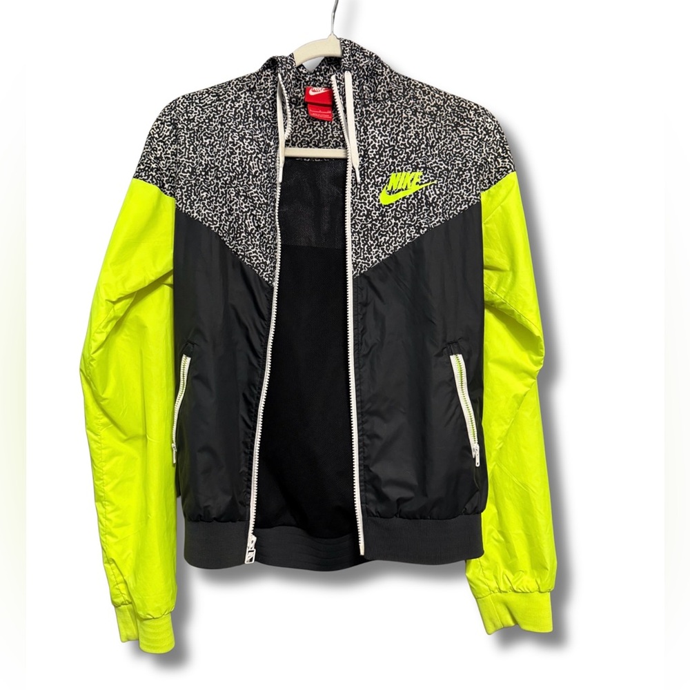 Nike Windrunner Leopard Print Volt Windbreaker S